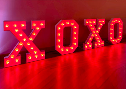 XOXO Marquee Letters